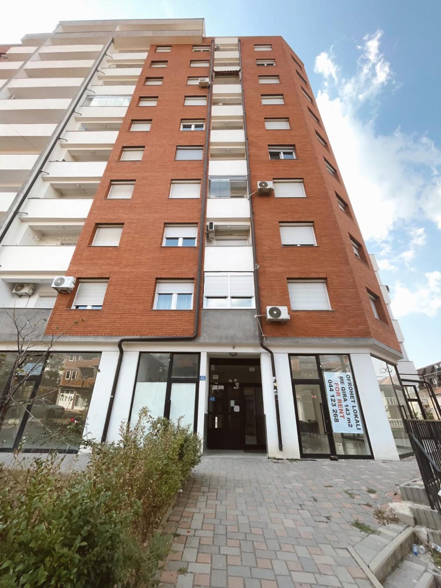 Apartment Troi Pristina Exterior photo