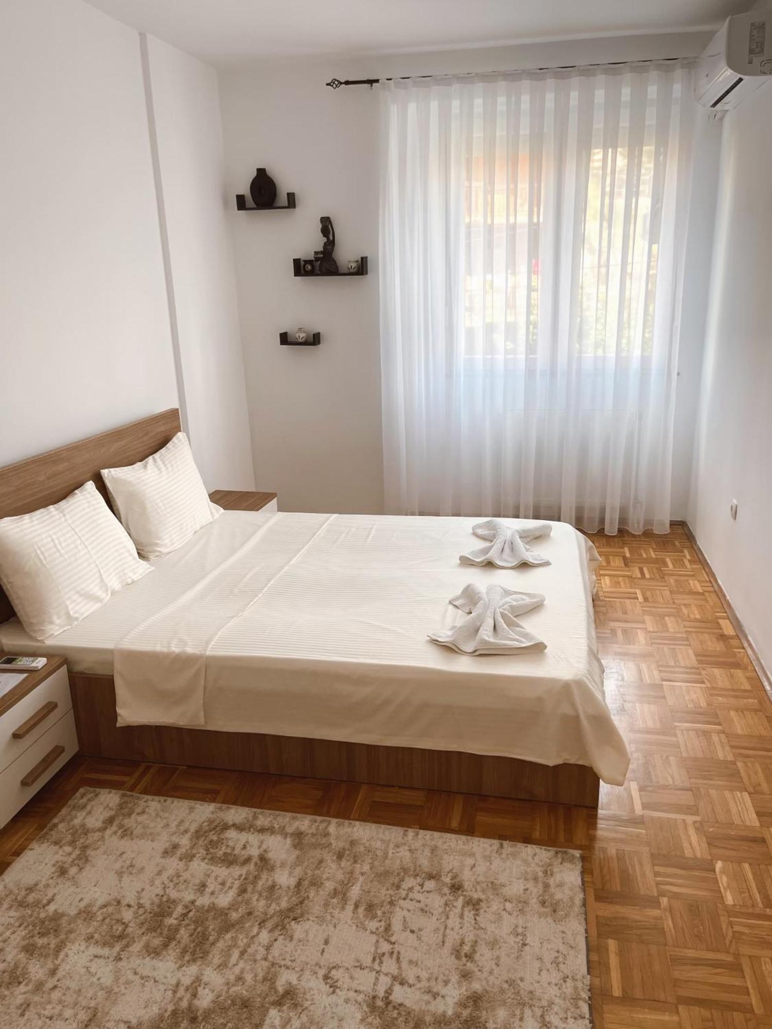Apartment Troi Pristina Exterior photo